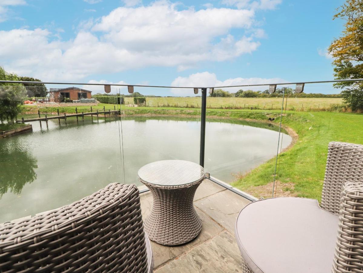 Vila Henry Haven Preston  Exteriér fotografie